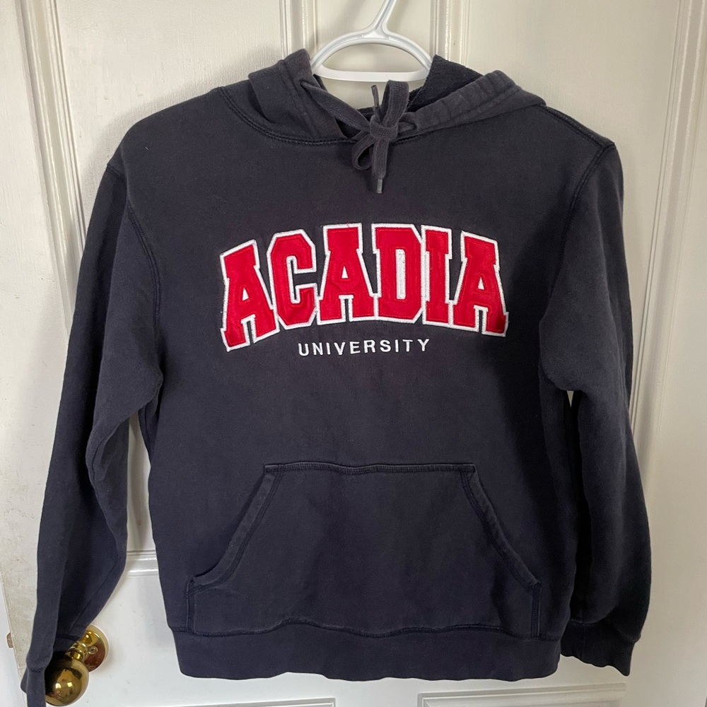 Nice Acadia University logo hoodie